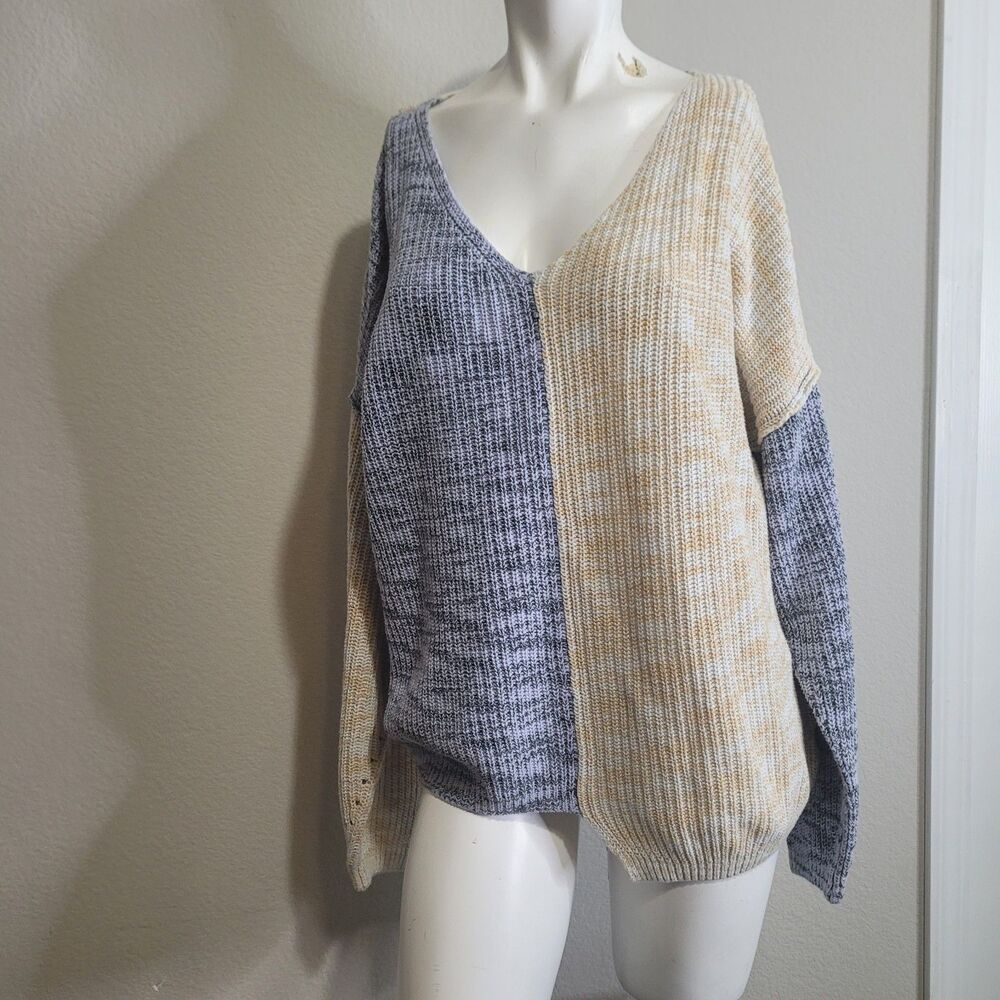 Urban Outfitters Small cable knit sweater pullover stretch colorblock